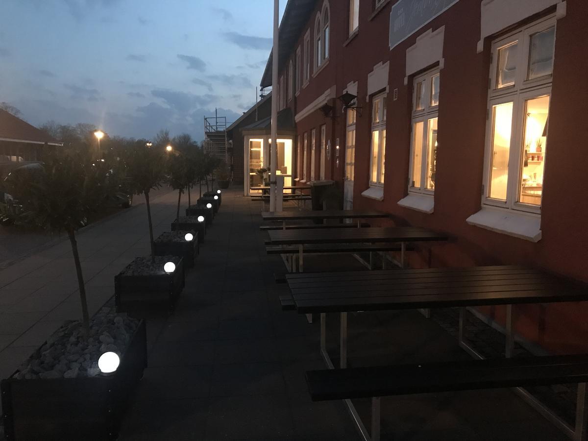Hotel Jernbanegade Kibæk Exterior foto
